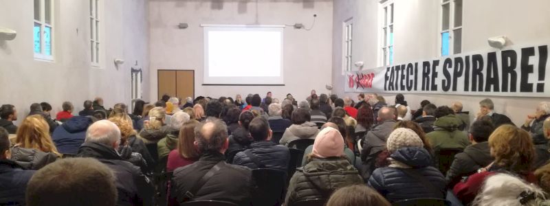 Posto d'onore alla prossima assemblea pubblica