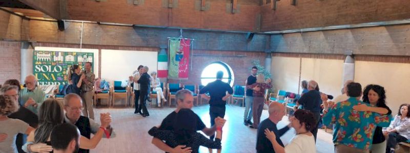 IN BALLO CON NOI