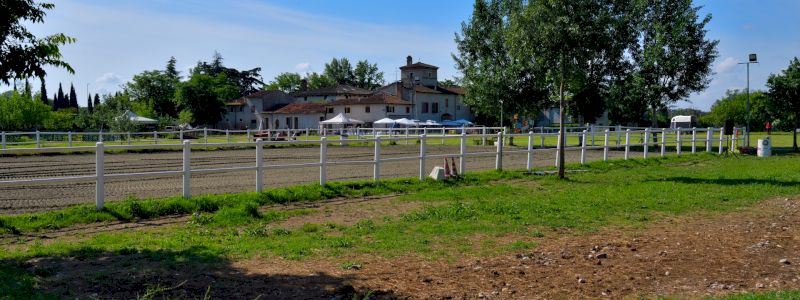 PASSA UNA GIORNATA CON NOI