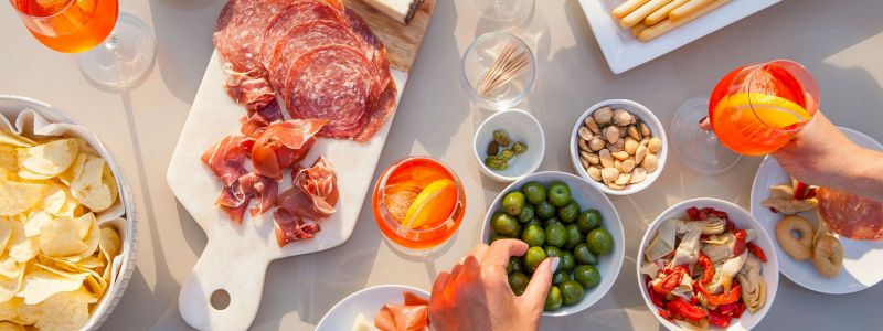 Aperitivo con noi
