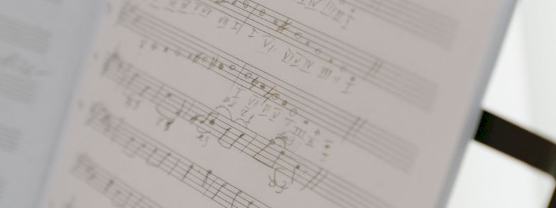 La partitura autografata dal M° Valtinoni e dal M° Madron / La partitura firmada por el Maestro Valtinoni y el Maestro Madron
