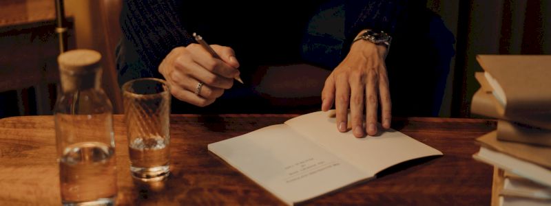 Il Libretto dell'Opera firmato dal Compositore e dal Librettista /El libro de la Ópera firmado por el Compositor y el autor del Libreto