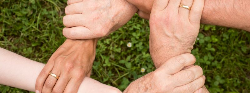 Diventa il nostro sponsor, dacci una mano! /  ¡Conviértete en nuestro patrocinador, échanos una mano!