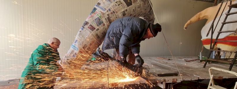 COSTRUISCI ANCHE TU IL CARRO DI CARNEVALE