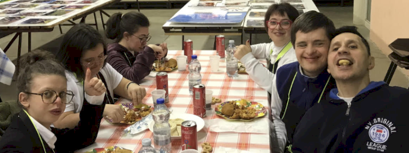 PARCHEGGIA E PASSA UNA SERATA CON NOI