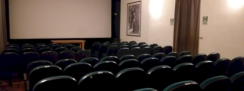 Proiezione privata nel cineclub Filmstudio 90 + ringraziamenti social (solo per i soci)