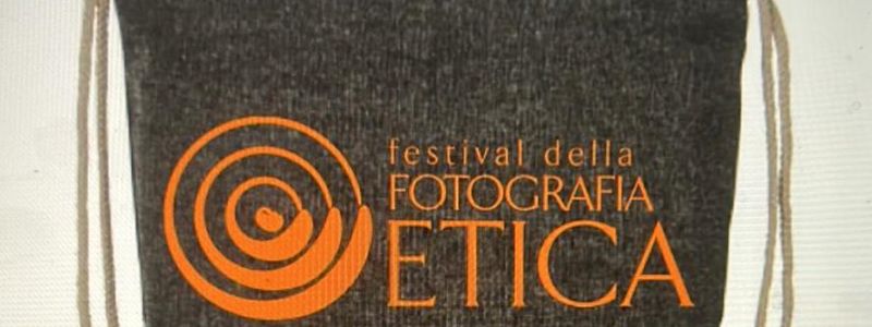 Potere ai fotografi: porta il Festival sempre con te